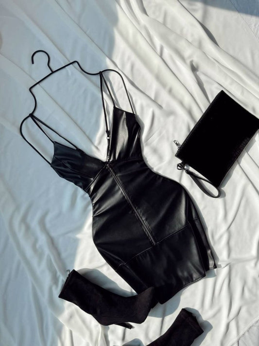 Kadın Omuz Askılı Ayarlanabilir Fermuar Detay Mini Deri Elbise