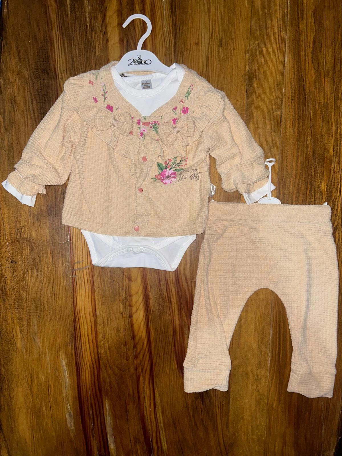 3-12 aylık üçlü takım bej