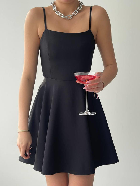 Pole İp Askılı Elbise