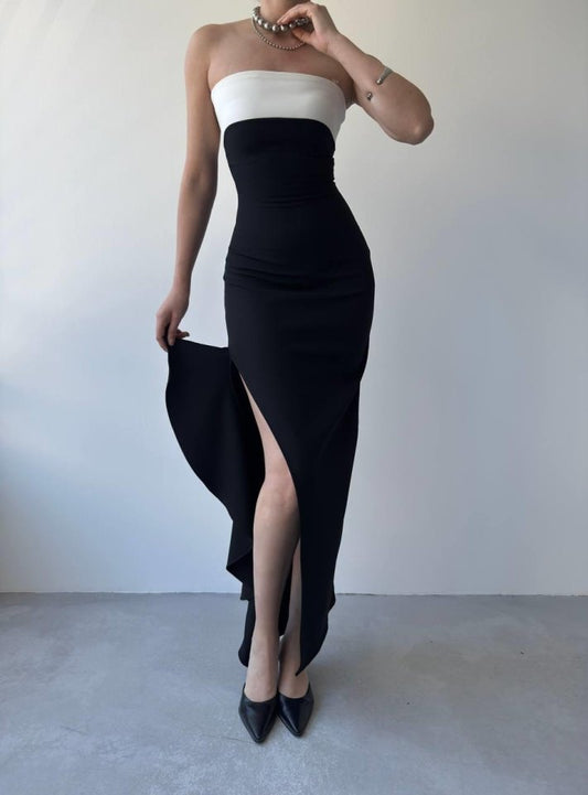 Terk Yırtmaç Detaylı Elbise