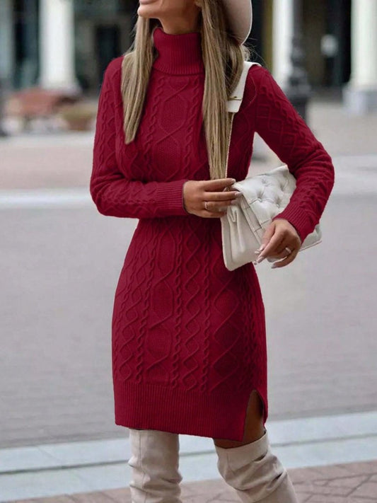 Kadın Uzun Kollu Loren Yünlü Motifli Midi Boy Triko Elbise