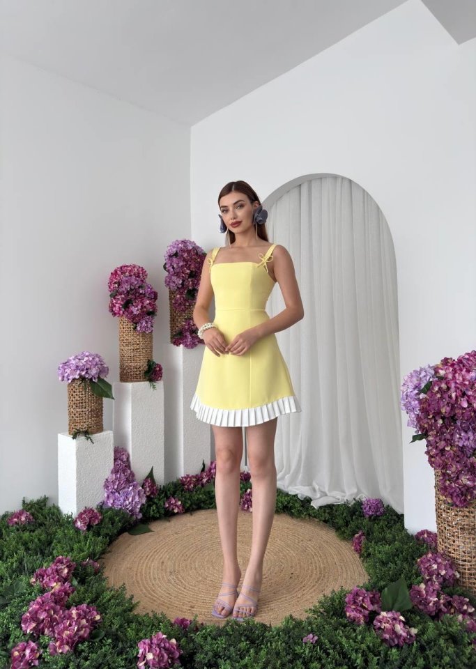 Steel Fiyonk Detay Elbise