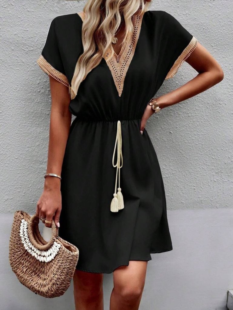 Kadın Kısa Kollu V Yakalı Belinde Bağcıklı Viskon Elbise