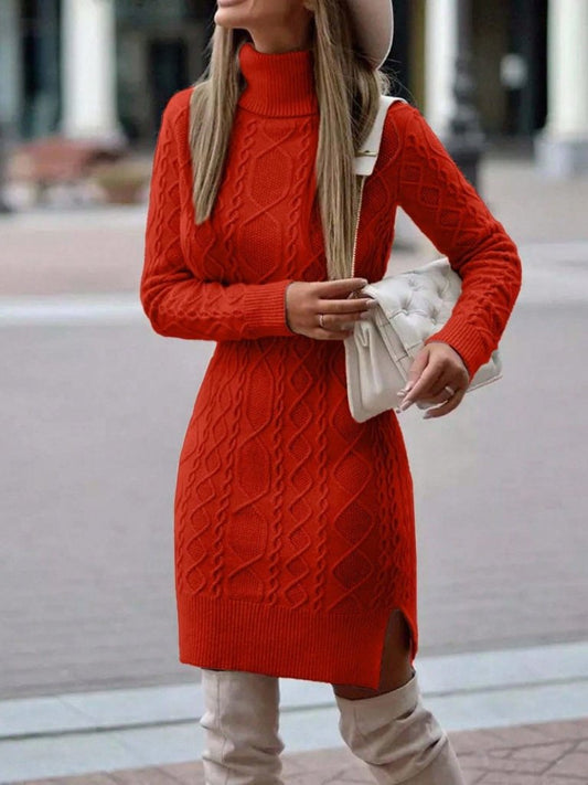 Kadın Uzun Kollu Loren Yünlü Motifli Midi Boy Triko Elbise