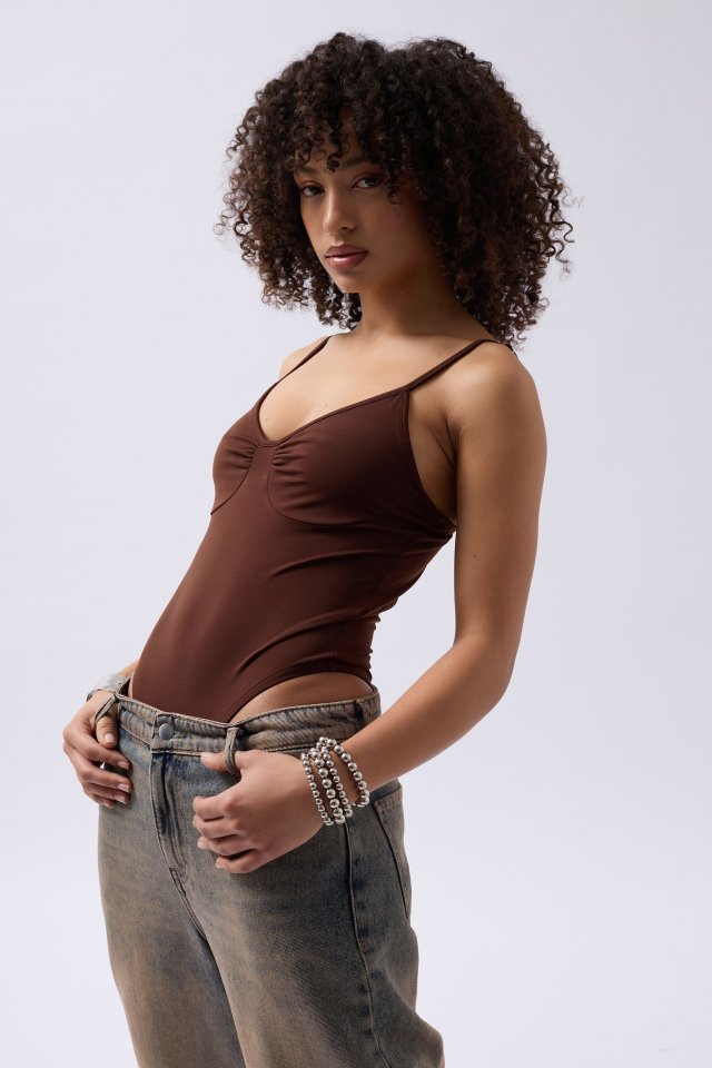 Önü Büzgülü Askılı Bodysuit