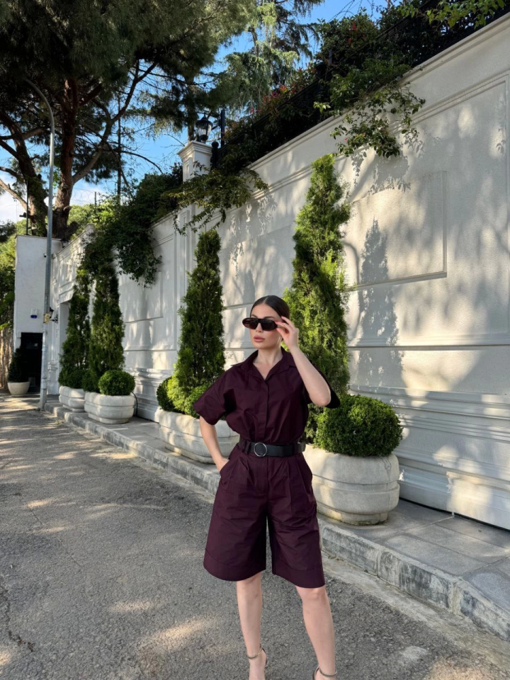 Yakalı Gömlek Kemerli Şortlu Takım - Bordo