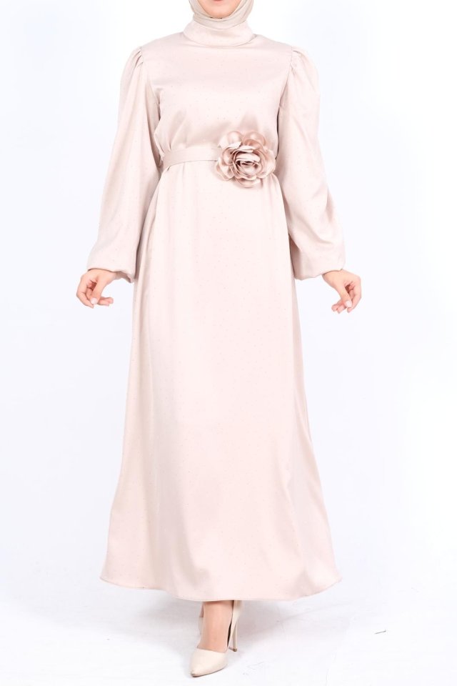 Balon Kol Kemerli Taşlı Saten Elbise -Bej