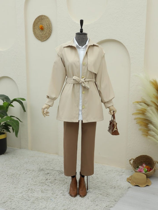 Broş Düğmeli Çift Düğmeli Kemerli Trençkot -Bej