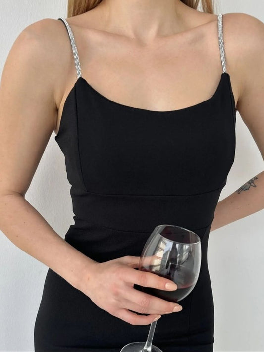 Askı Taş Detaylı Yırtmaçlı Mini Elbise -Siyah