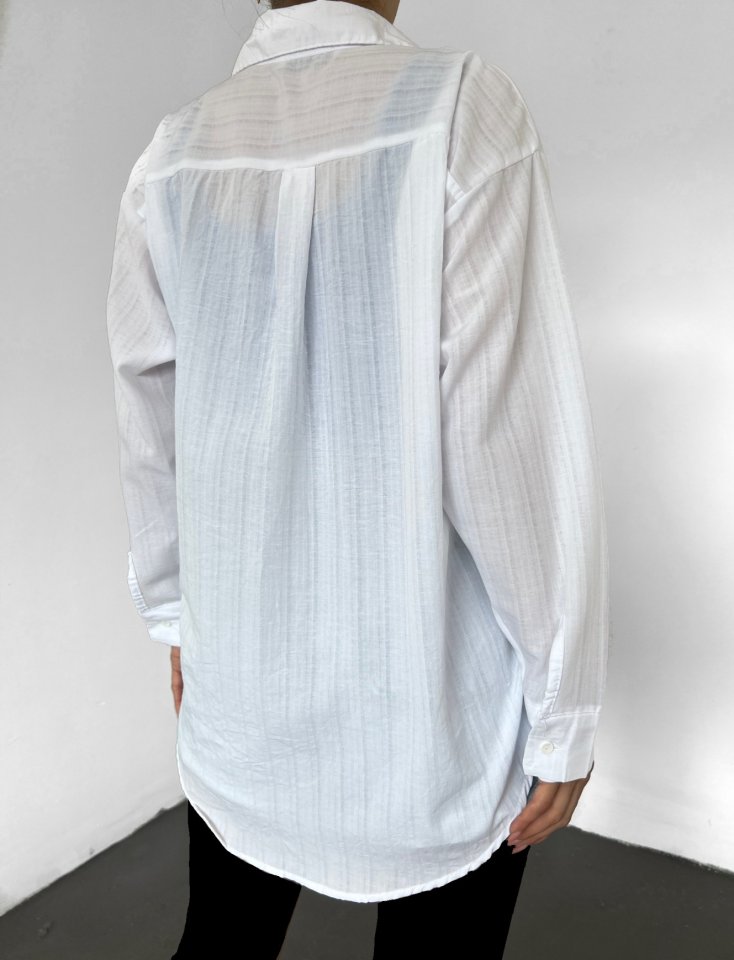 Çift Cepli Arkası Uzun Gofre Gömlek -Beyaz