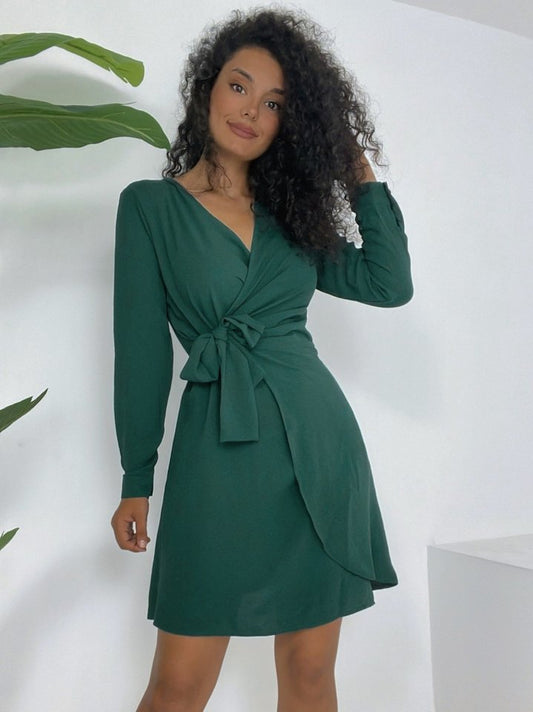 Kruvaze Yaka Bağlamalı Fırfırlı Ayrobin Elbise -Zümrüt
