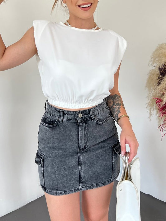 Omuzları Vatkalı Beli Lastikli Bluz -Beyaz