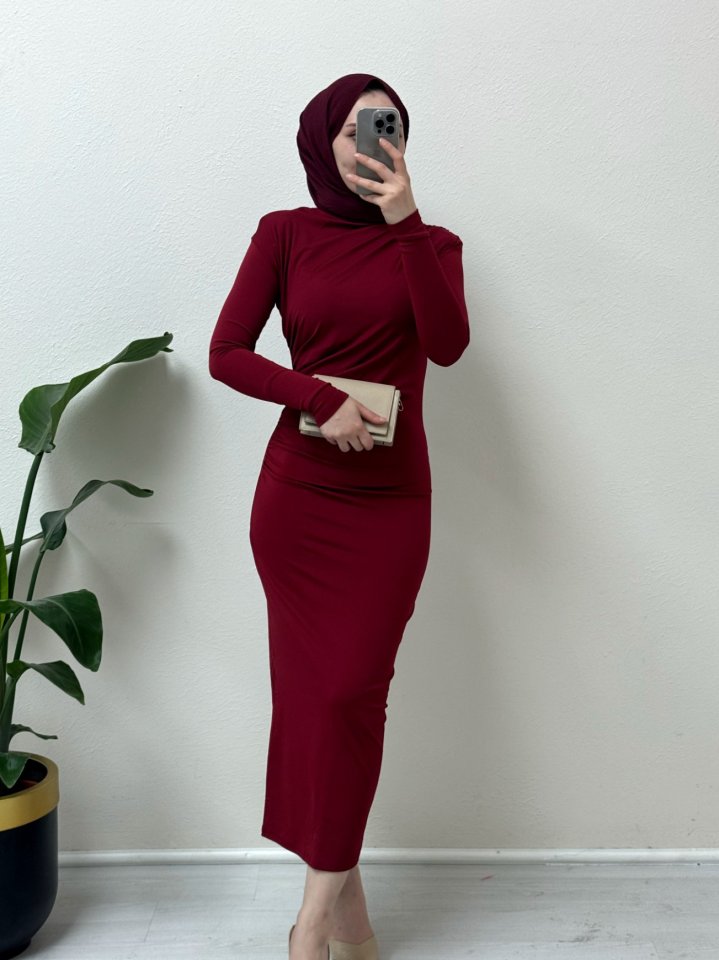 Yanı Büzgülü Uzun Skuba Elbise -Bordo