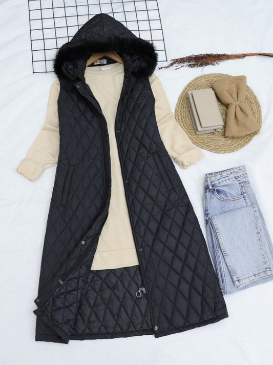 Çıkma Kapşonlu Kapitone Uzun Yelek -Siyah