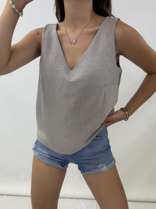 V Yaka Sıfır Kol Keten Bluz -Gri