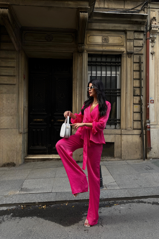 SATEN KRUVAZE BAĞLAMALI BLUZ- PANTOLON TAKIM - Fuşya