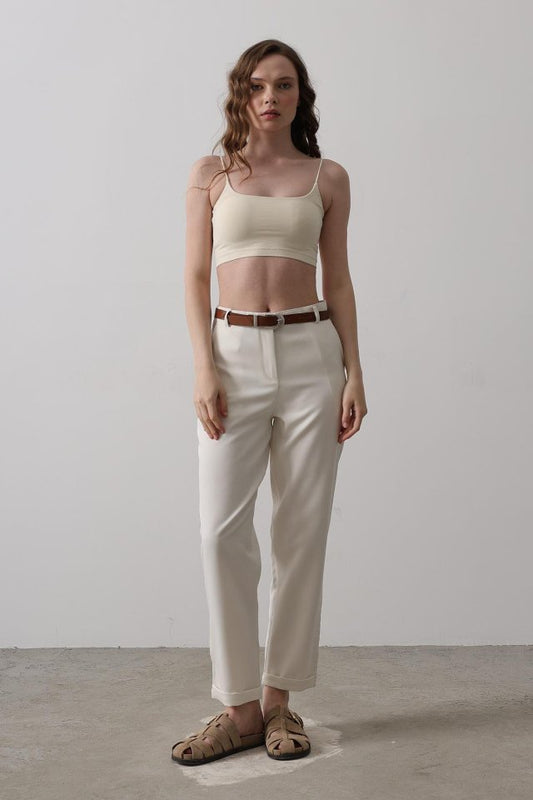Kemerli Havuç Pantolon - Ekru