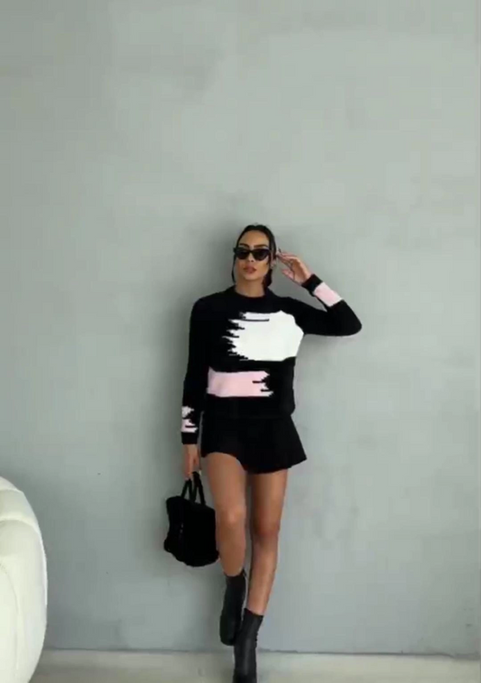 Bıyıklı triko kazak siyah