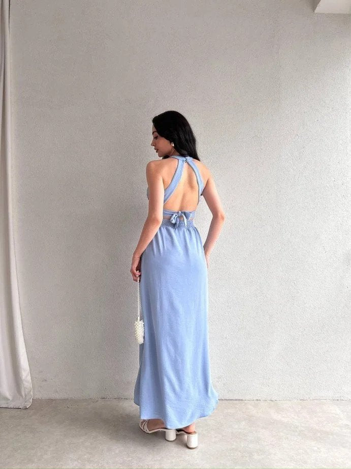 Kadın Krinkil Kumaş Beli Gipeli Halter Yaka Maxi Boy Elbise