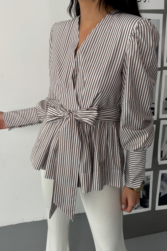 ÇİZGİLİ BAĞLAMA DETAYLI KRUVAZE POPLİN GÖMLEK - Kahverengi