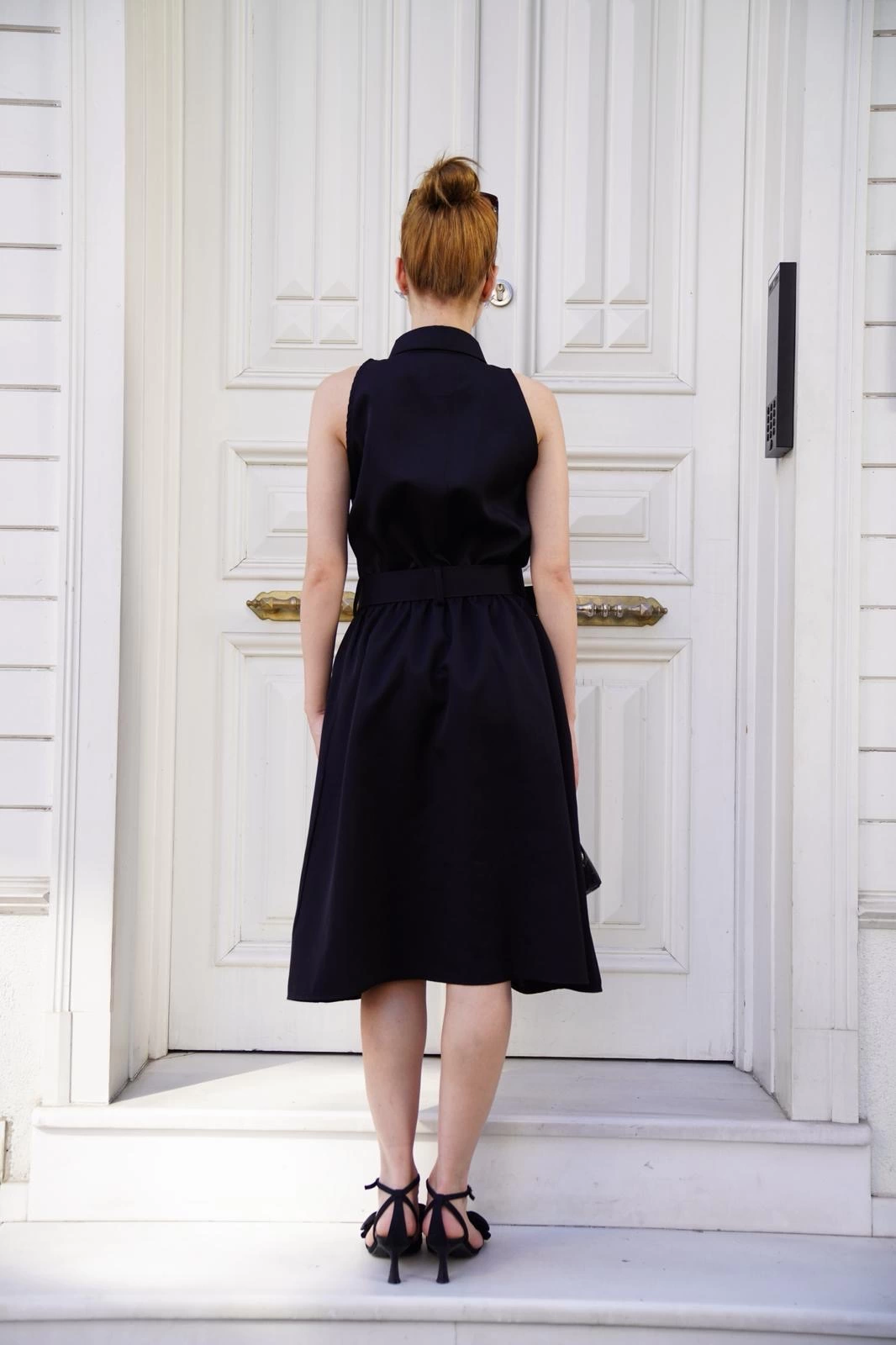 Gömlek yaka kemerli elbise siyah s255061