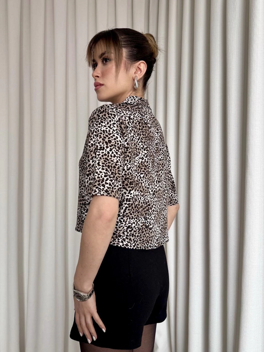 Leopar desenli crop gömlek