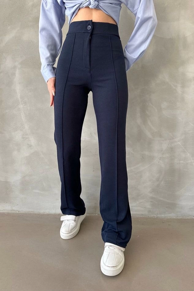 Önü cumalı ithal krep pantolon