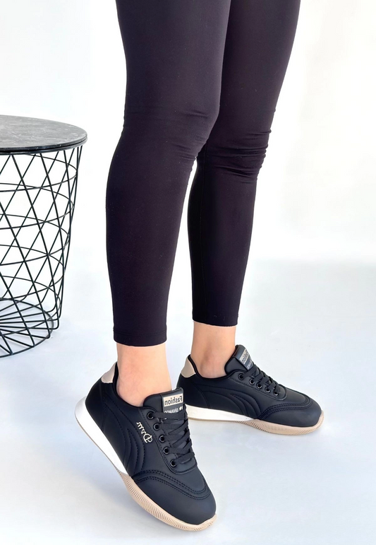 Tawen Siyah Cilt Bej Tabanlı Bağcıklı Spor Ayakkabı