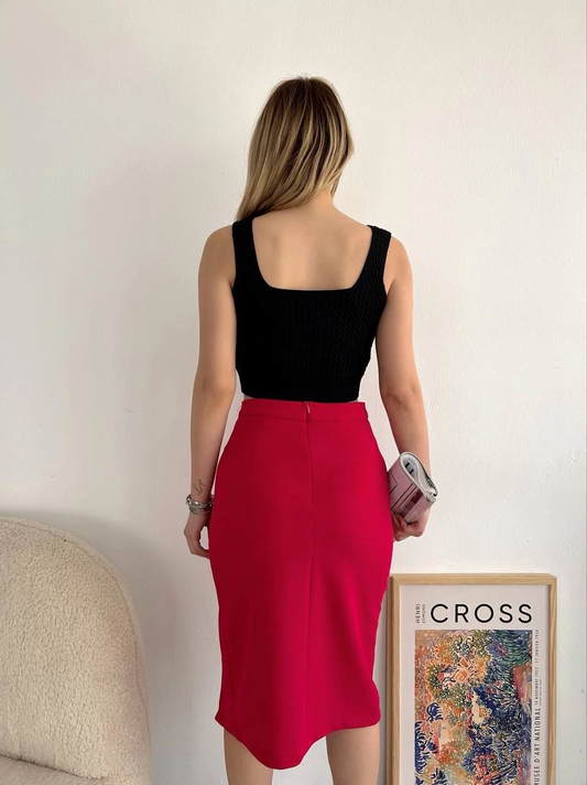 Yırtmaçlı esnek kumaş midi boy etek koyu kırmızı