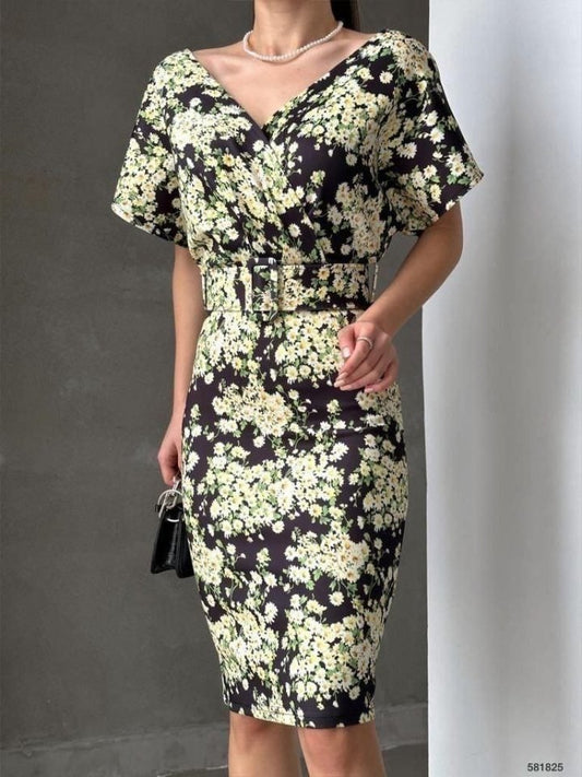 Kadın Dalgıç Kumaş V Yaka çiçek Desenli Kuşaklı Kalem Elbise