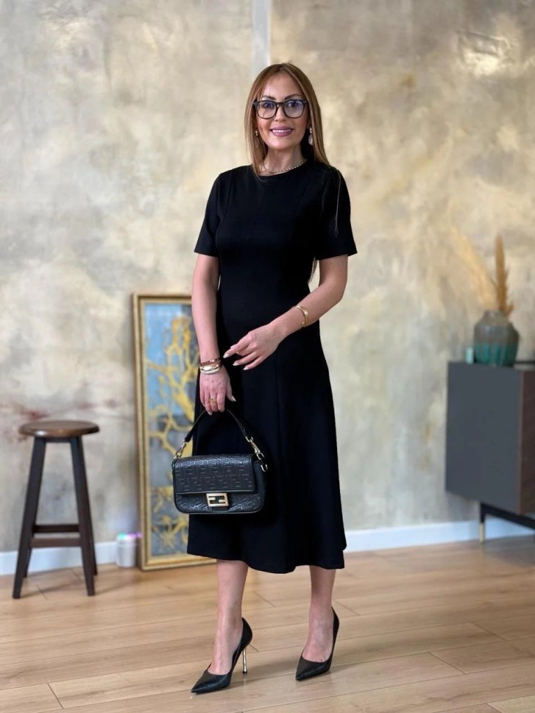 Kadın Kısa Kollu Bisiklet Yaka Midi Viskon Iki Iplik Elbise