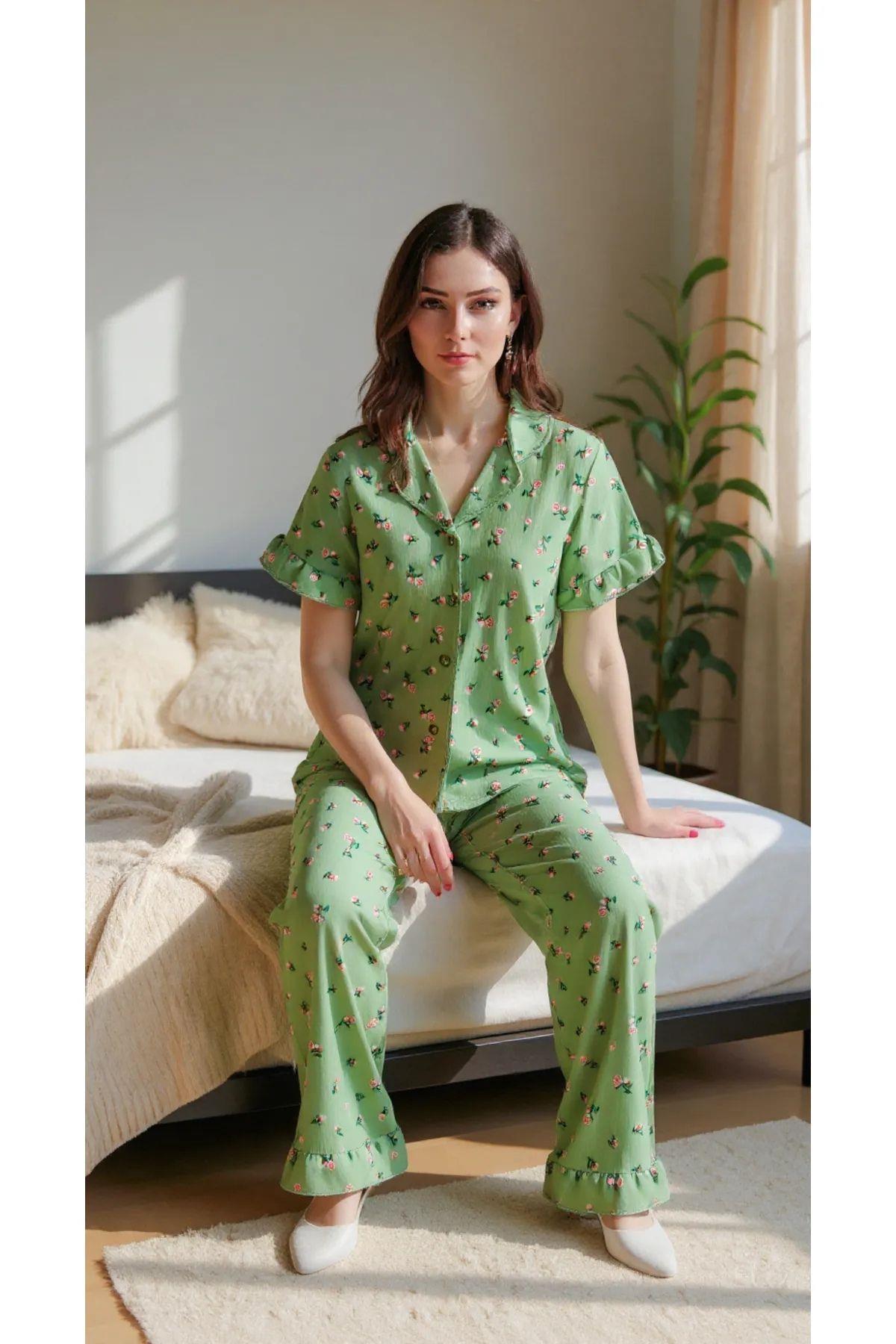 Yeşil Çiçekli Yaz Esintili Pijama Takımı 7345