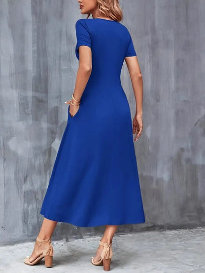 Kadın Kısa Kollu V Yakalı Cepli Viskon Elbise