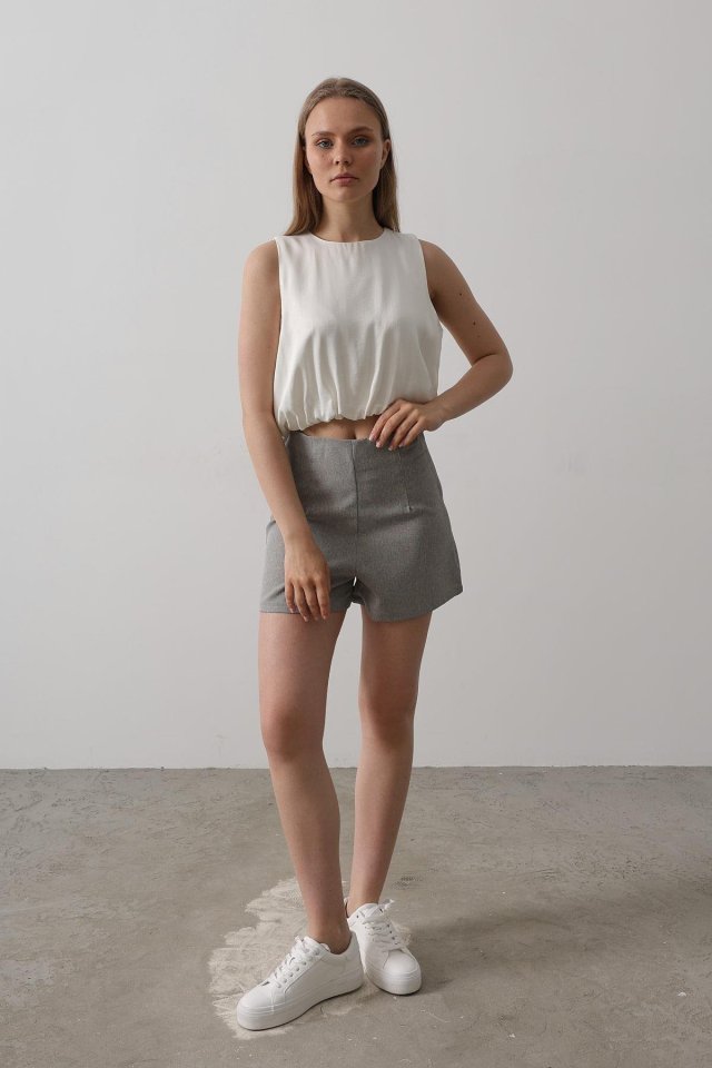 Saten Kolsuz Belki Lastikli Bluz - Ekru