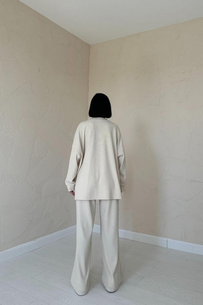 Bej Klasik Fitilli Kazak Ve Pantolon Takım