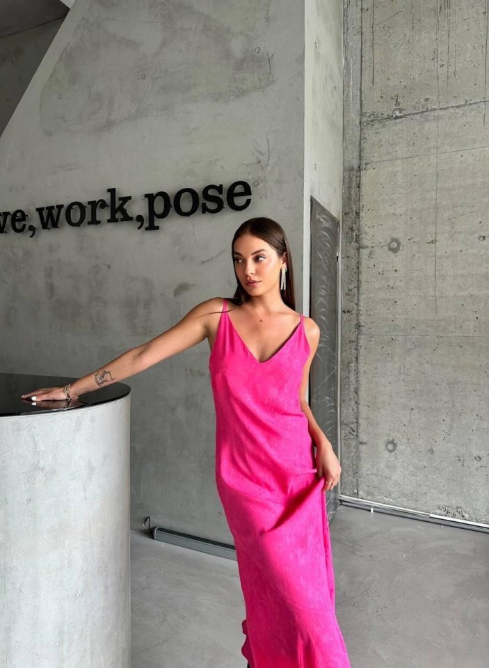 JAKARLI ASKILI SATEN ELBİSE ASİMETRİK - Pembe