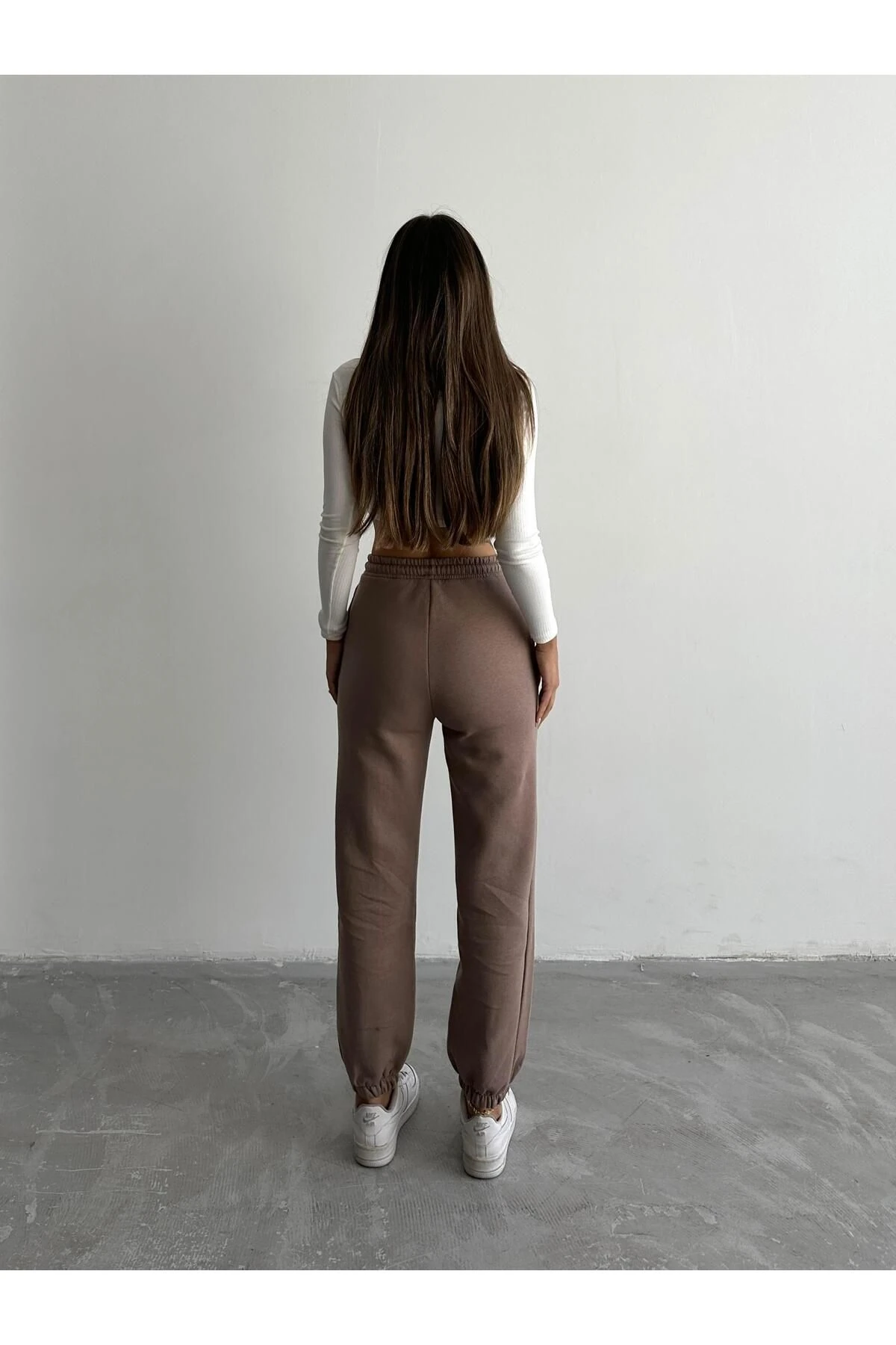 3 iplik şardonlu paça lastikli eşofman vizon is001