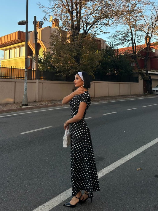 Kadın Kısa Kollu Bisiklet Yaka Puantiyeli Maksi örme Krep Elbise