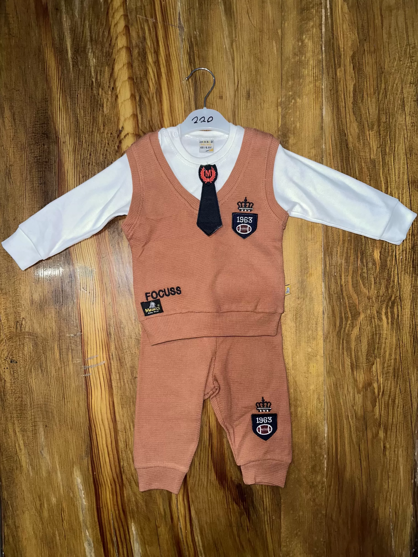 6-24 aylık kravatlı üçlü takım kahve