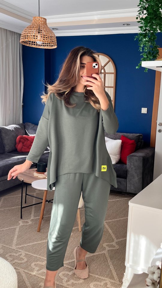 Kadın Iki Iplik Viskon Pamuk Kumaş Arma Detaylı Ikili Takım