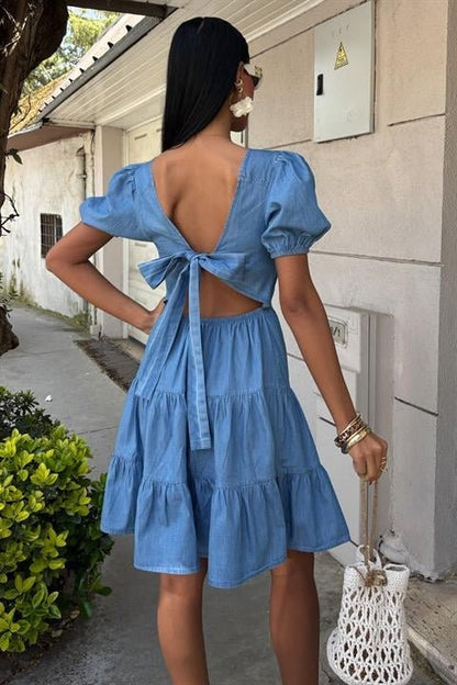 Kare Yakalı Ve Gipe Detaylı Tensel Elbise 2883