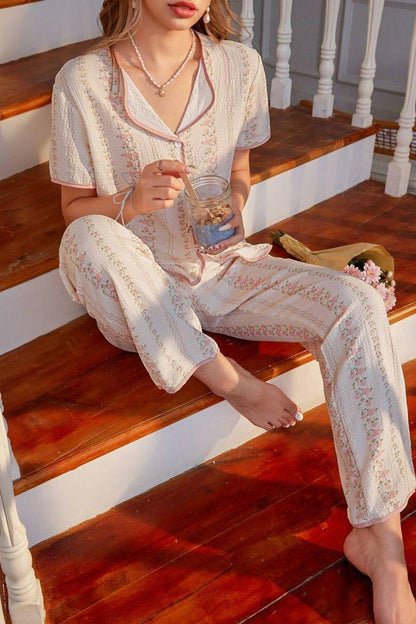 Çok Renkli Fransız Esintili Zarif Pijama Takımı 7325