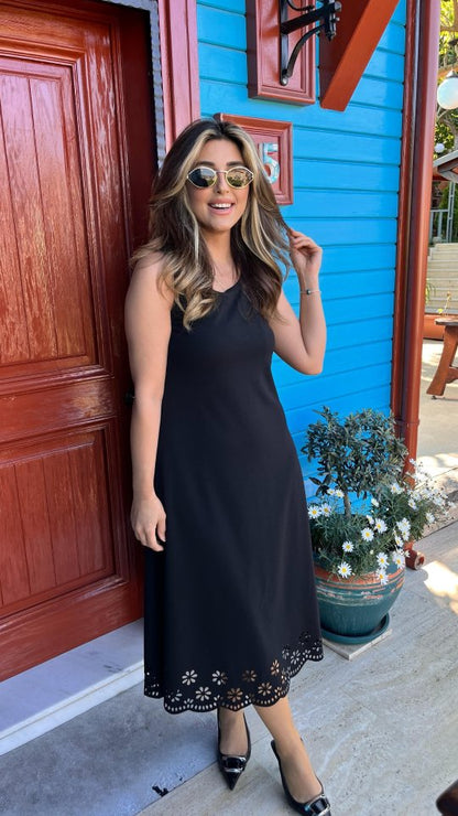 Kadın Kolsuz Etek Ucu Lazer Kesim çiçek Desenli Midi Boy Janjan Krep Elbise