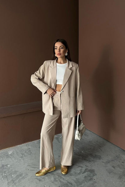 Bej Çizgili Ceket Ve Pantolon Takım
