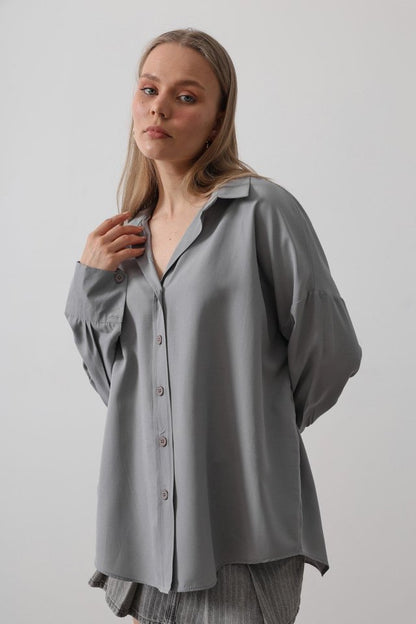 Geniş Manşet Detaylı Gömlek - Gri