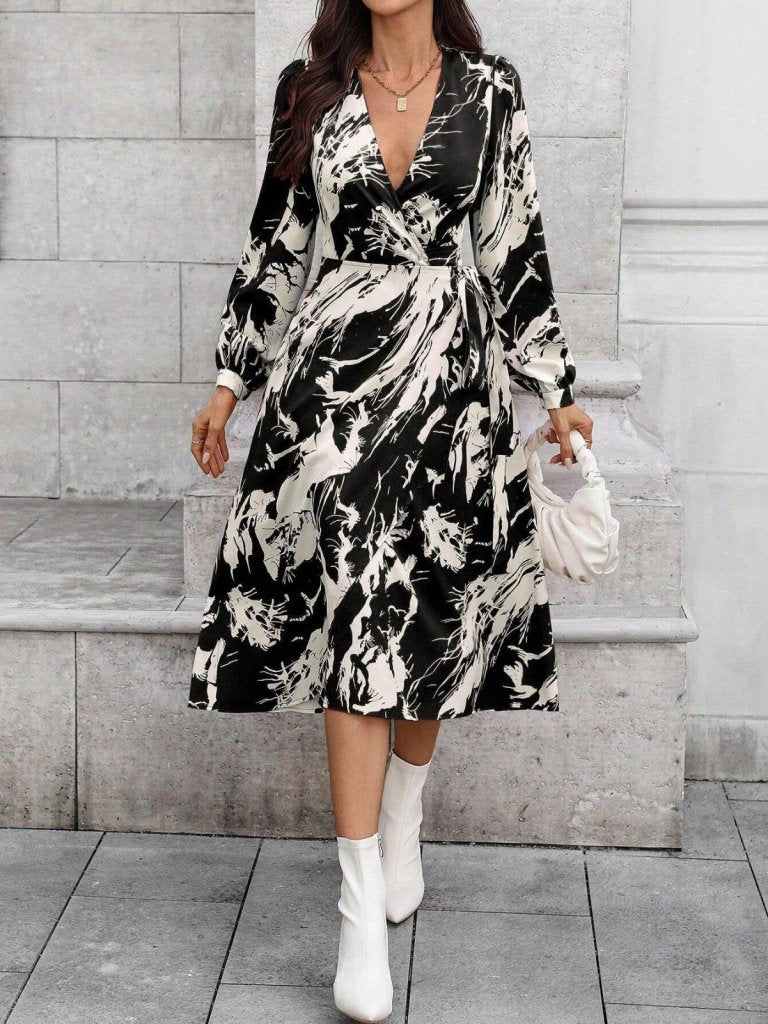 Kadın Uzun Kollu Kruvaze Yakalı Yandan Bağlamalı Desenli Mini Modal Elbise