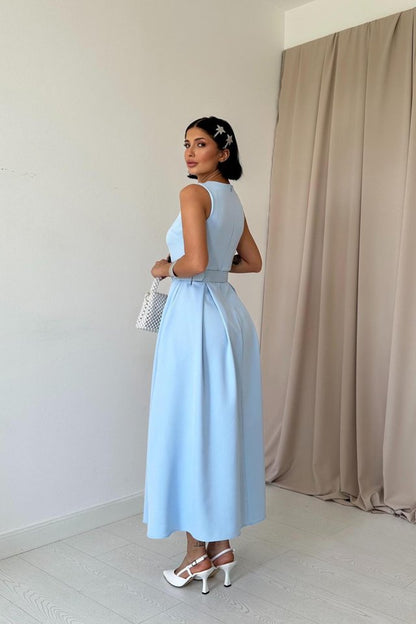 Bebe Mavi Halter Yaka Kloş Elbise