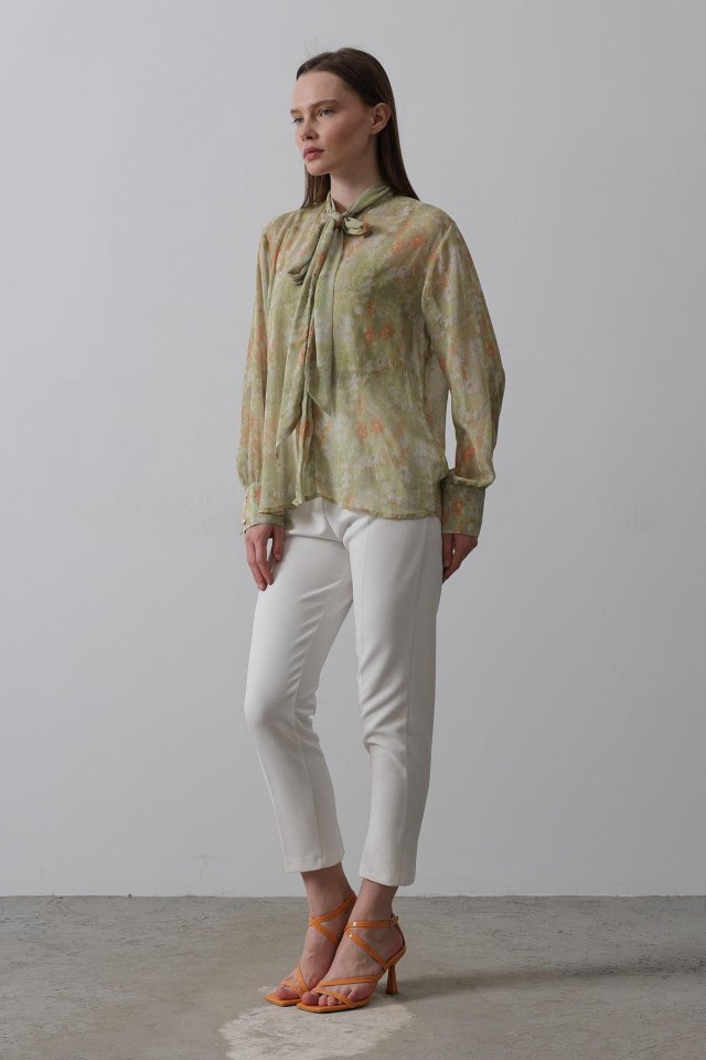 Yakası Fularlı Şifon Gömlek - Fıstık Yeşili