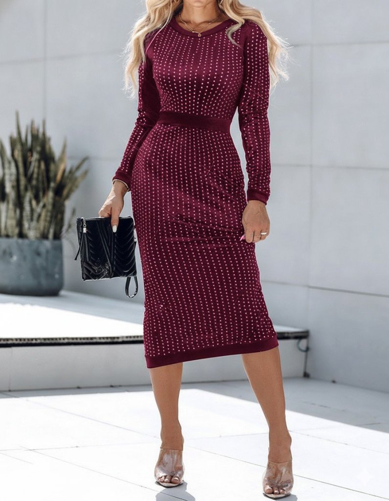 Kadın Uzun Kollu Bisiklet Yaka Taşlı Midi Kadife Elbise