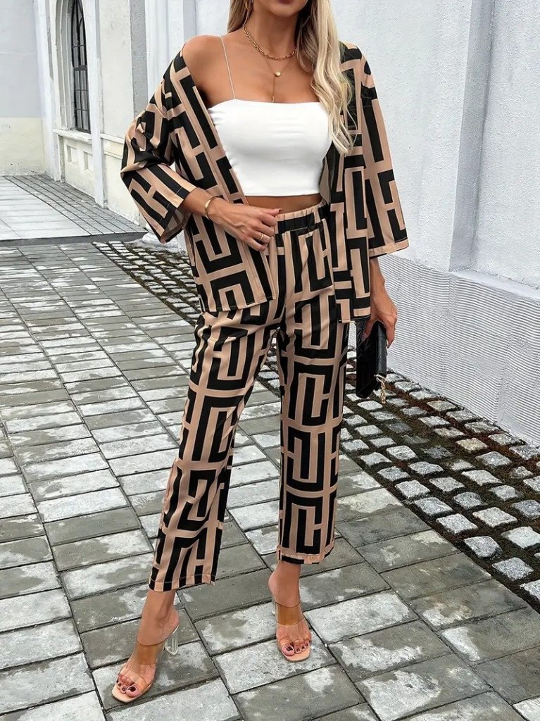 Kadın Uzun Kollu önü Açık Desenli Iki Iplik Ceket Ve Pantolon Ikili Takım